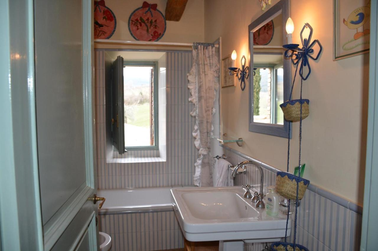 Villa Scappo In Umbria, Casale Monti à Montoro  Extérieur photo